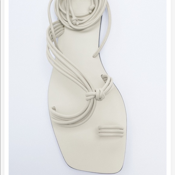 NWT Zara TUBE STRAP LOW HEELED SANDALS, size 8 - Picture 4 of 9